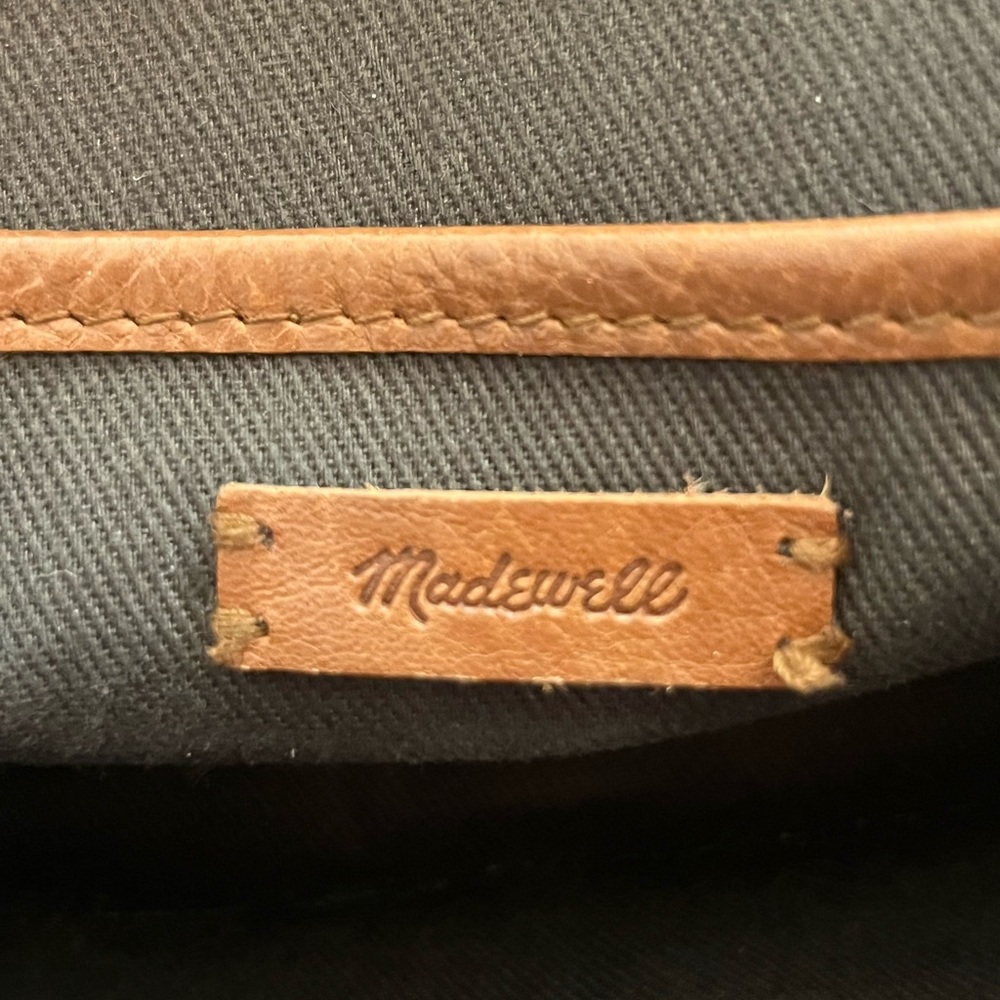 Madewell “The Simple Half Moon” Brown Crossbody Bag - Picture 7 of 8